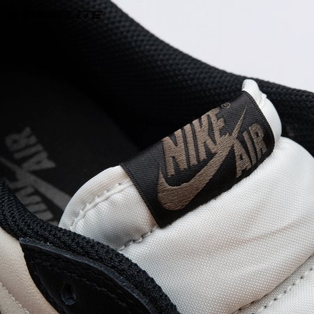 Air Jordan 1 Low OG "Mocha" CZ0790-102 Unisex